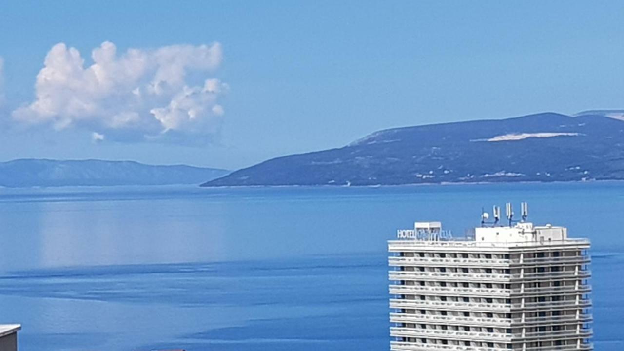 Apollo 2 Makarska